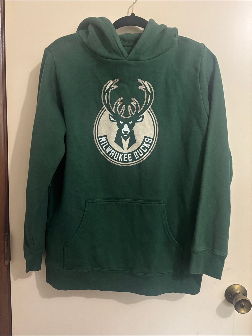 Milwaukee Bucks Antetokounmpo Hoodie Youth XL